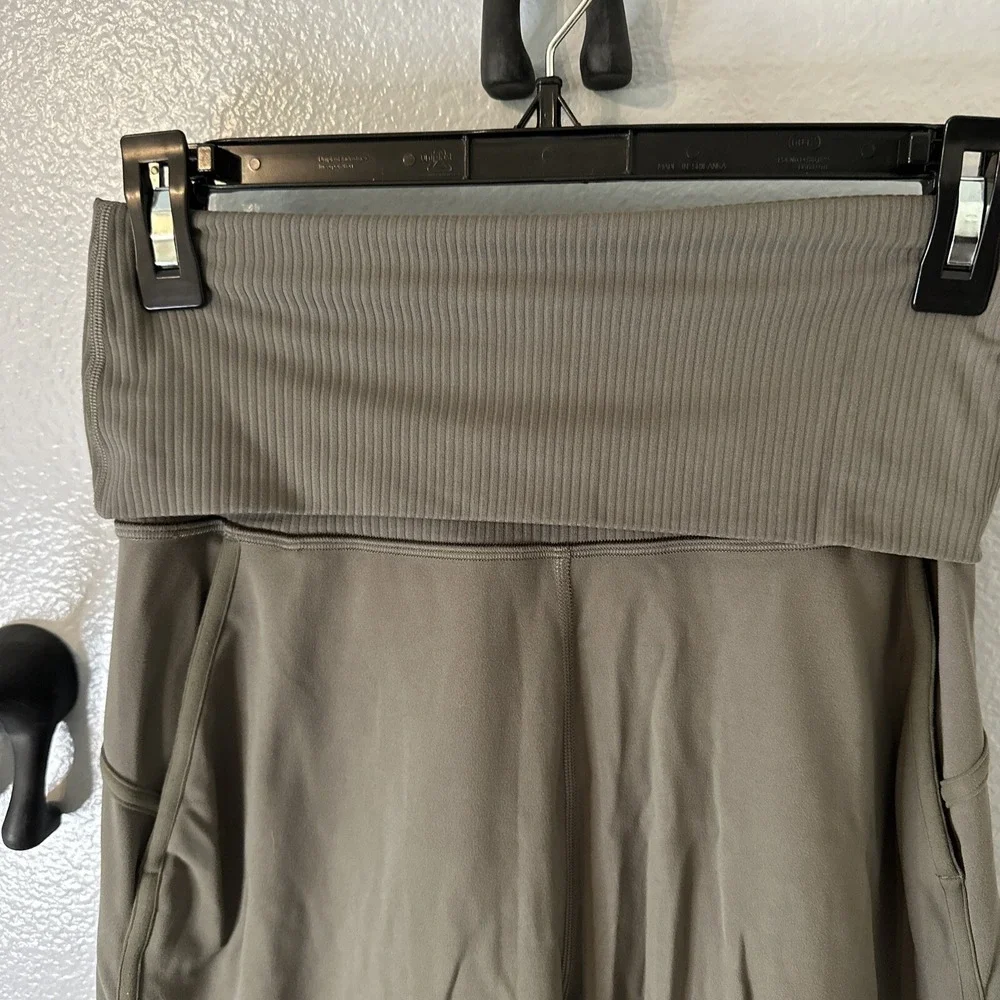 Lululemon Align Rib Waist Crop Size 4‎ Carob Brown